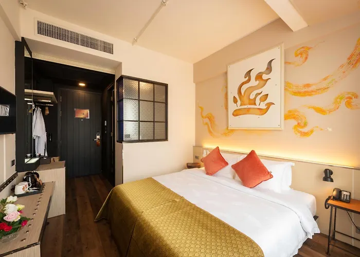 Dhevi Hotel 3*